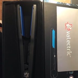 New Evolution hair straightener